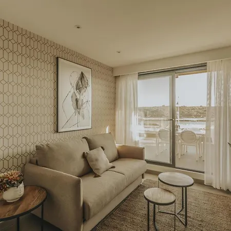 Turisticos Puerto De Junto A La Playa, Terraza Y Garaje Privado Suances