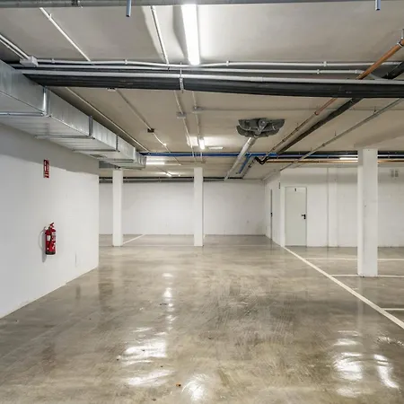 Apartamento Turísticos Puerto De Junto A La Playa, Terraza Y Garaje Privado Suances