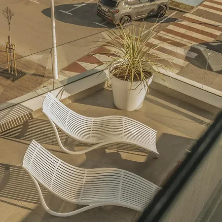 Turísticos Puerto De Junto A La Playa, Terraza Y Garaje Privado