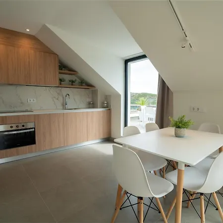 Turísticos Puerto De Junto A La Playa, Terraza Y Garaje Privado Apartamento Suances