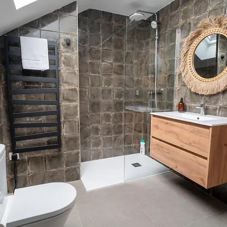 Turísticos Puerto De Junto A La Playa, Terraza Y Garaje Privado *