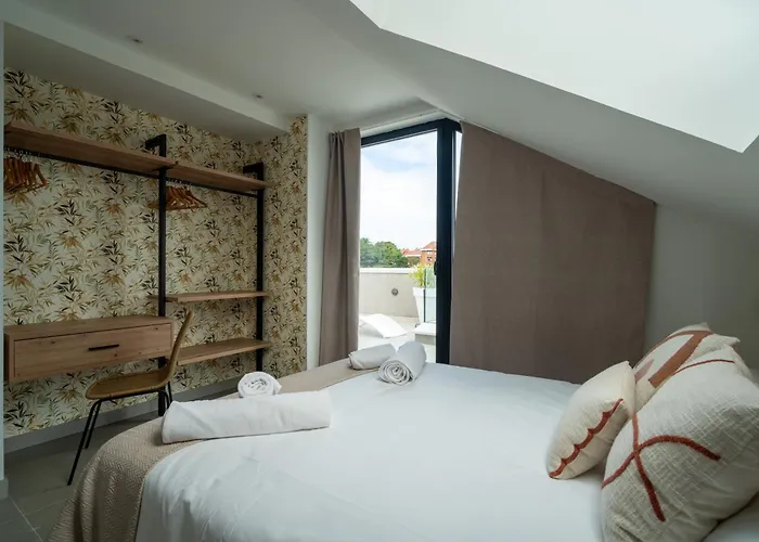 Turisticos Puerto De Junto A La Playa, Terraza Y Garaje Privado *