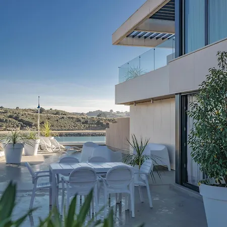 Turisticos Puerto De Junto A La Playa, Terraza Y Garaje Privado * Suances