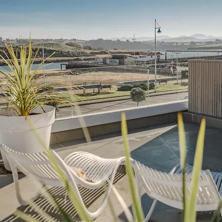 Turisticos Puerto De Junto A La Playa, Terraza Y Garaje Privado * Suances